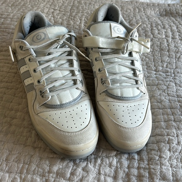 Adidas x Bad bunny forum low “white” sneakers - Picture 2 of 7